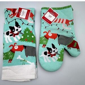 Holiday Time Oven Mitt & Kitchen Towel Set‎ Dog Christmas Design New with Tags